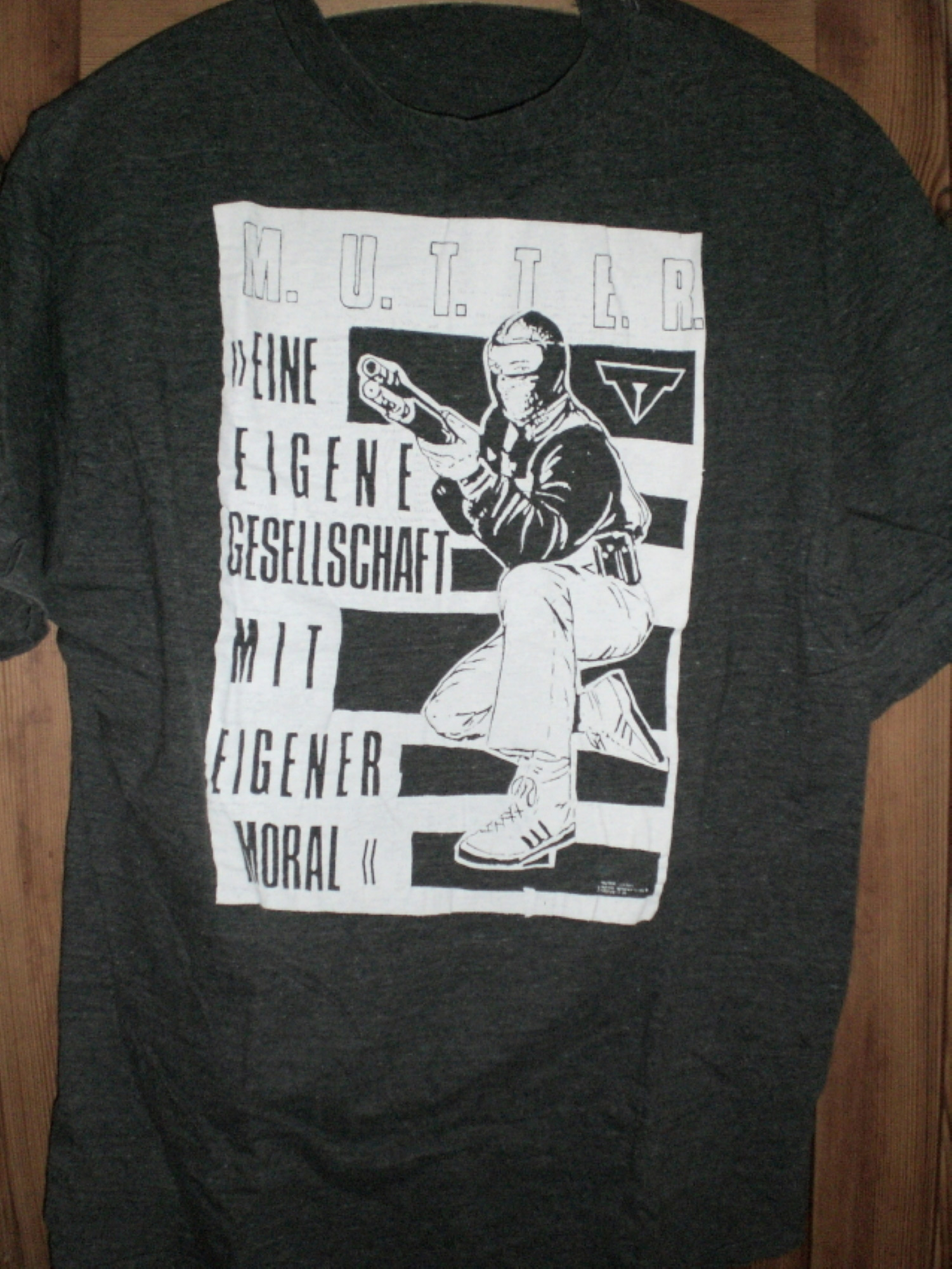 42-T-shirt-Eigene-Moral
